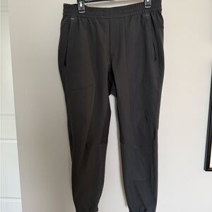 Lululemon License to Train Men's Black Jogger Pants